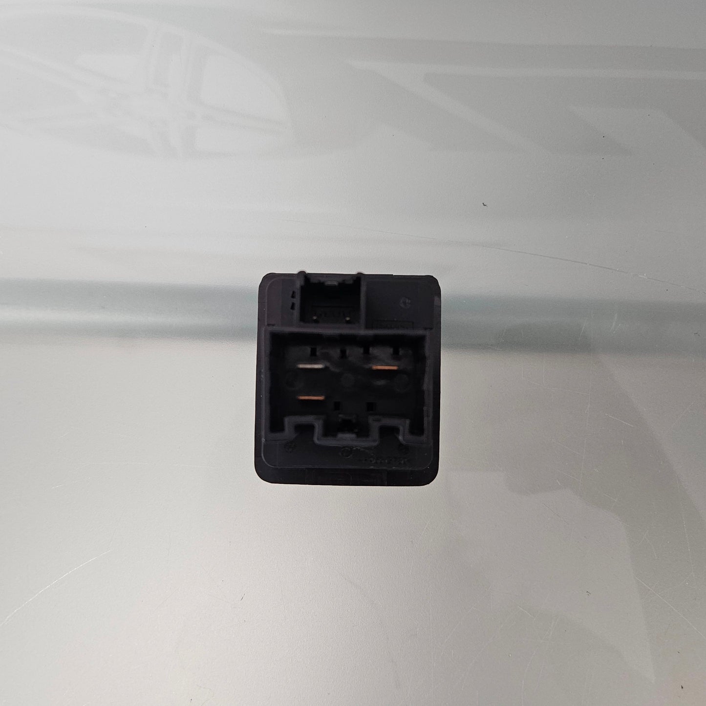 21-25 FORD F150 AC 120V 400W MAX  OUTLET HUB PLUG PORT MU5T-19G310-AB #3317