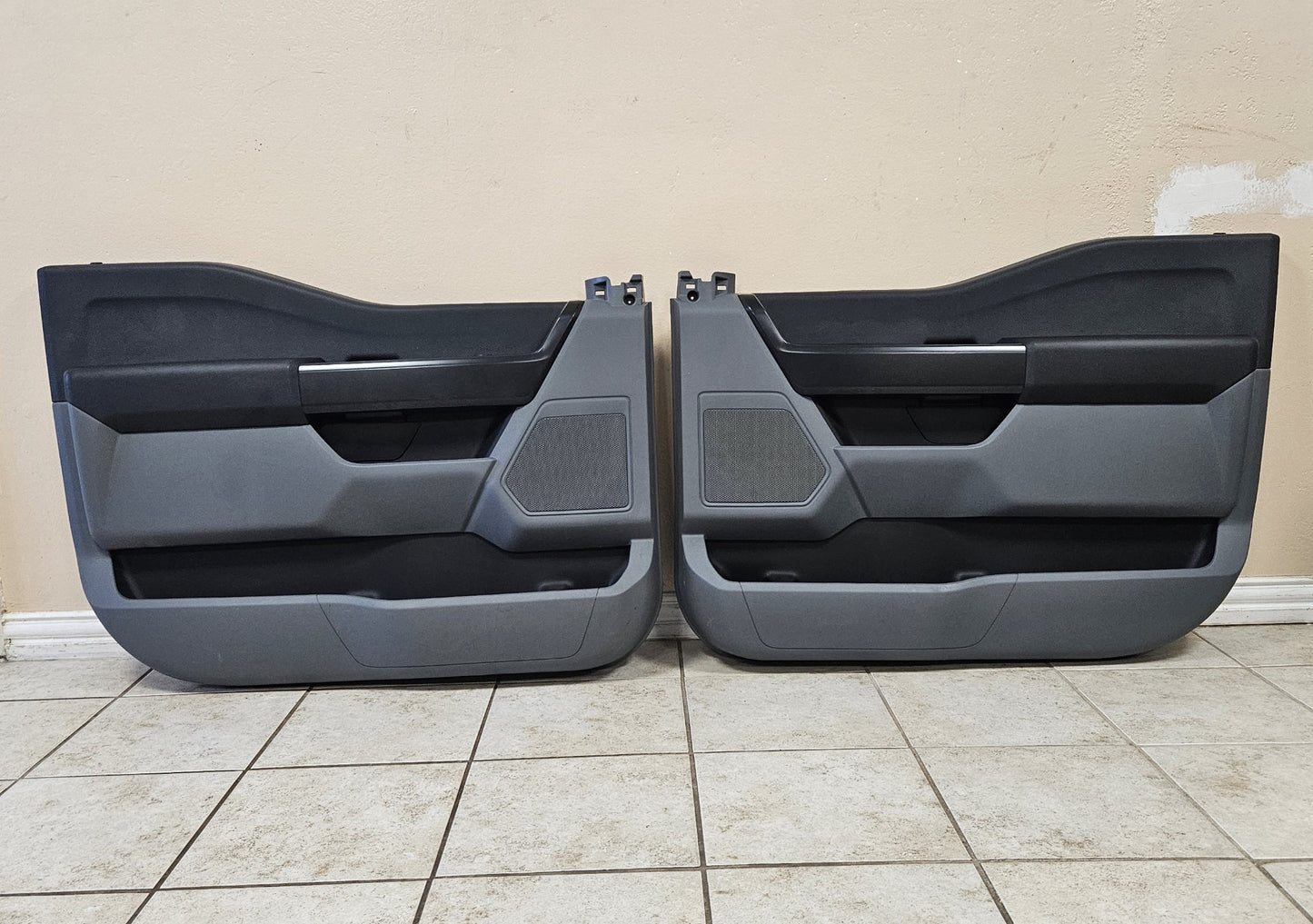 2021-2025 FORD F150 FRONT DOOR PANELS DRIVER PASSENGER LEFT RIGHT GRAY #3325