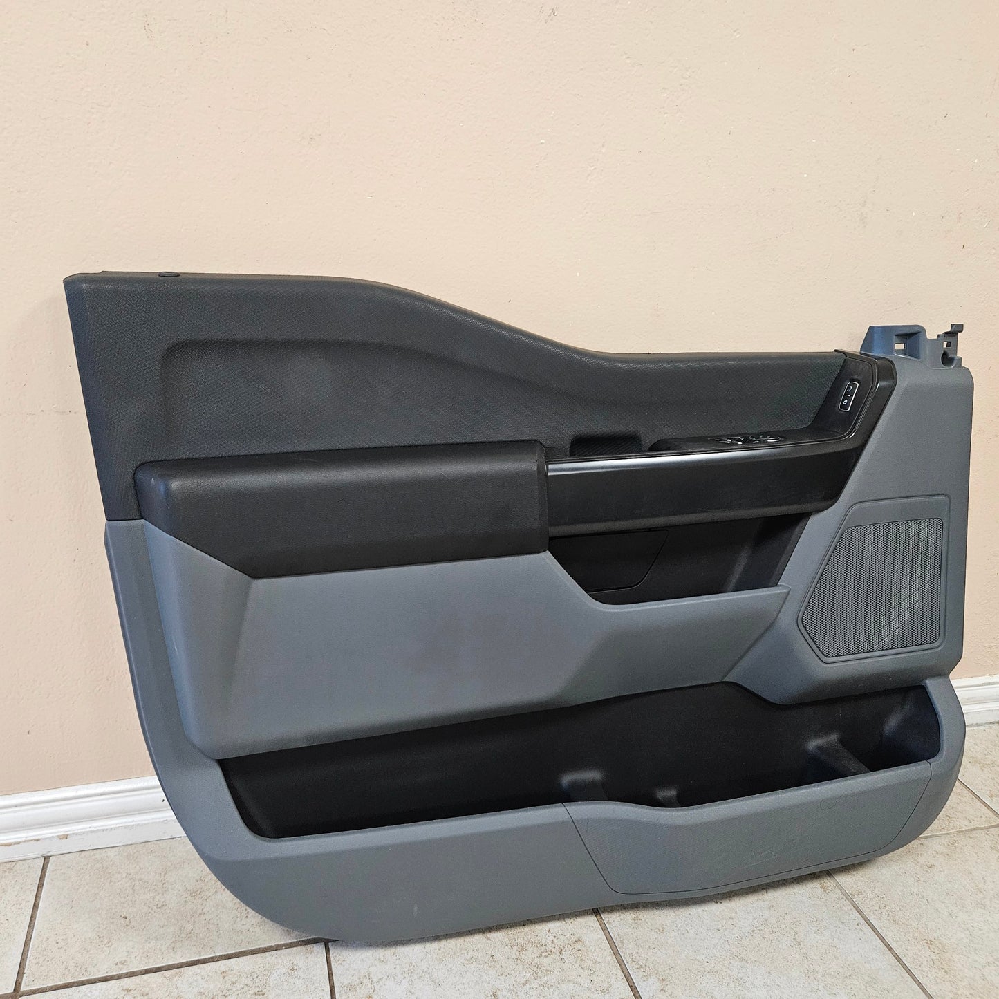 2021-2025 FORD F150 FRONT DOOR PANELS DRIVER PASSENGER LEFT RIGHT GRAY #3325
