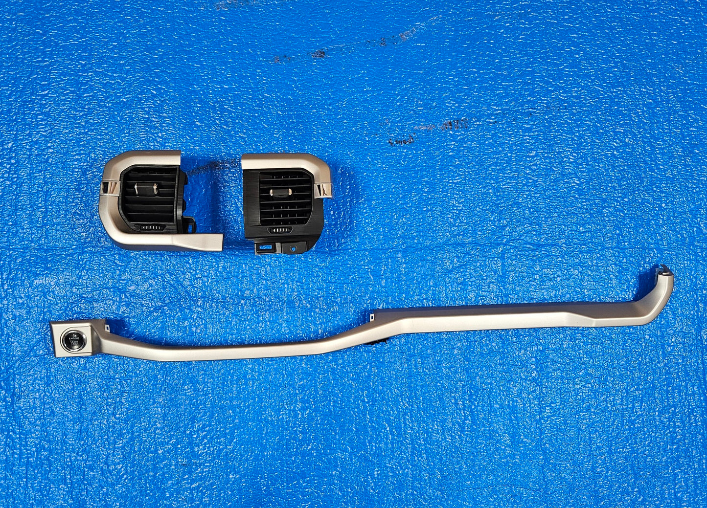2021-2025 FORD F150 SILVER GRAY DASH TRIM MOLDING PUSH START VENT #3561