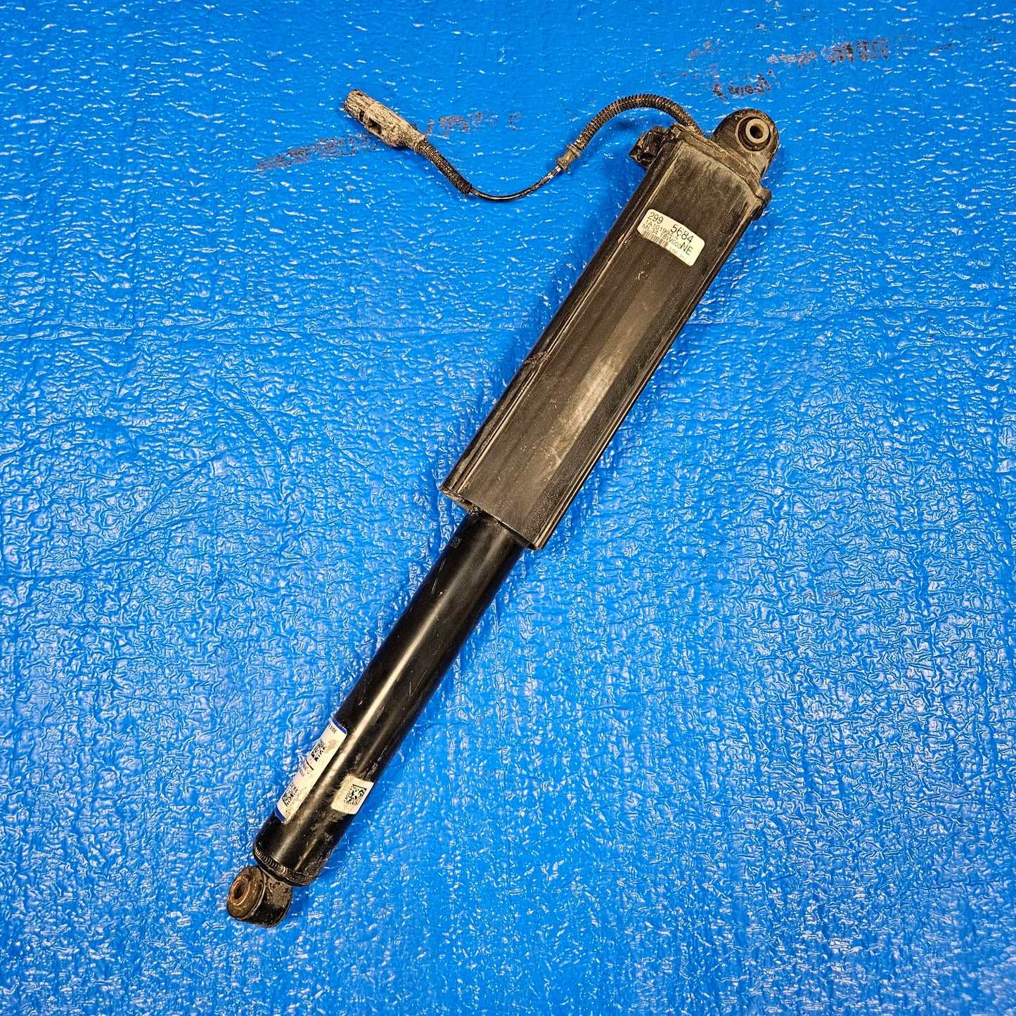 2021-2025 FORD F150 REAR CONTINUOUSLY CONTROL DAMPING SHOCK ABSORBER STRUT #3565