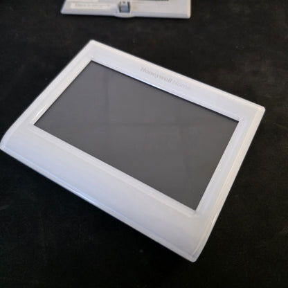 HONEYWELL Wi-Fi 9000 Wi-Fi 7-DAY PROGRAMMABLE COLOR TOUCHSCREEN THERMOSTAT #37392