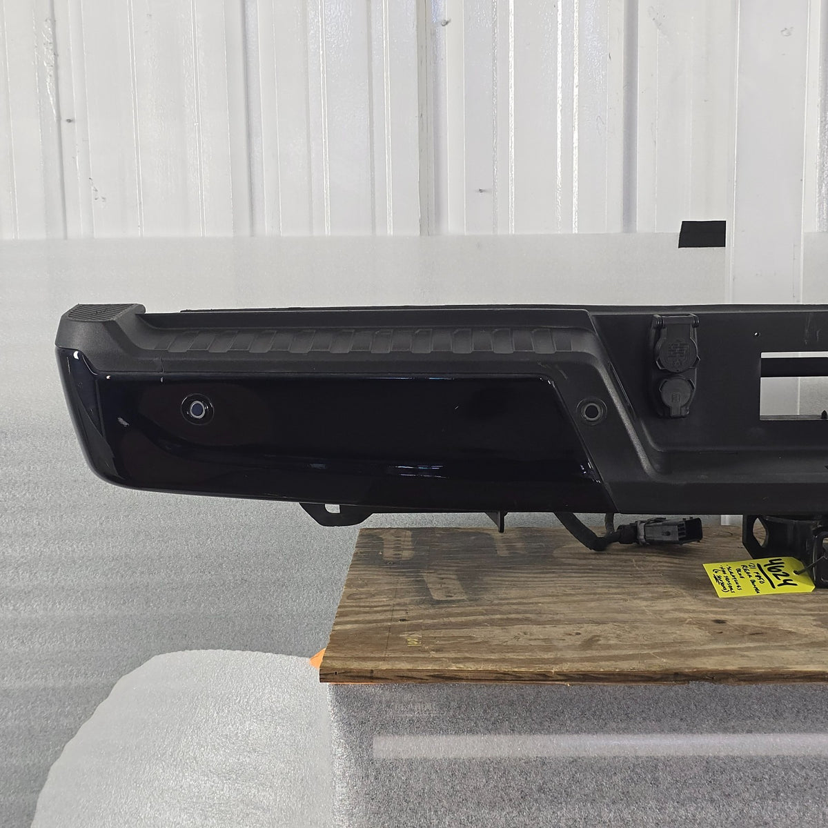 2021-2024 FORD F150 PLATINUM ANTIMATTER BLUE REAR BUMPER 6 SENSORS 22 23 #46241