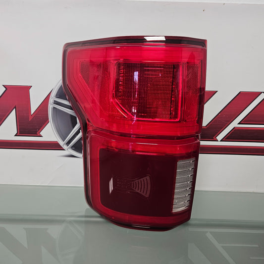 2018 2019 2020 FORD F150 LEFT DRIVER LED TAILLIGHT BLIS BLIND SPOT MODULE #37560