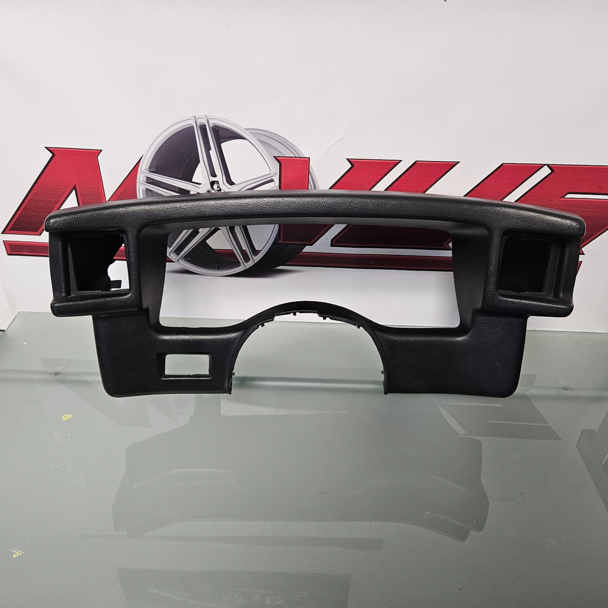 1990-1993 FORD MUSTANG SPEEDOMETER BLACK CLUSTER  SURROUND TRIM DASH BEZEL #37690