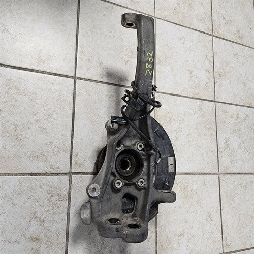 15-20 HYUNDAI GENESIS G80 AWD FRONT LEFT DRIVER SPINDLEKNUCKLE HUB #39322
