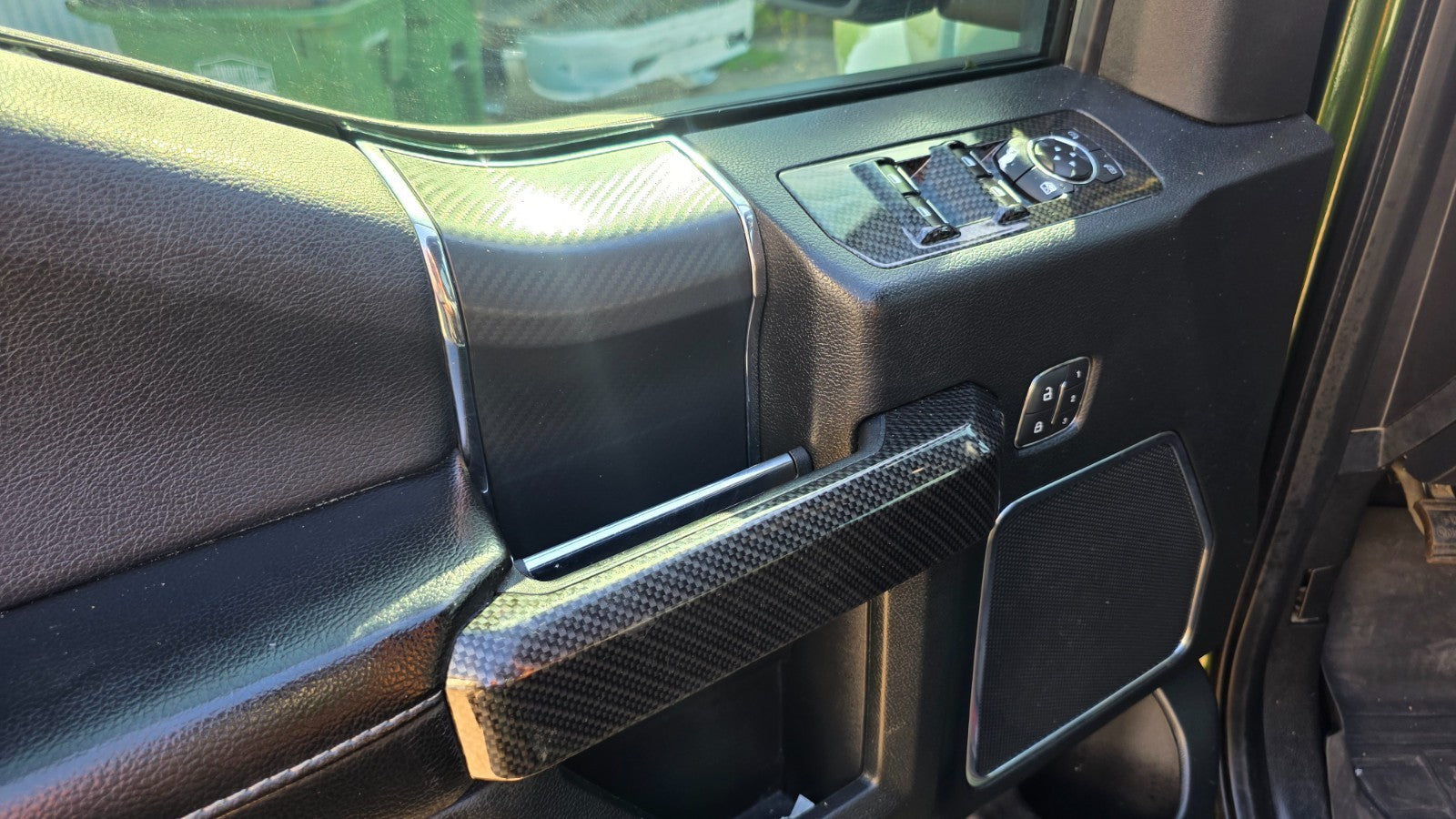 2016 Ford F-150 PLATINUM RAPTOR19