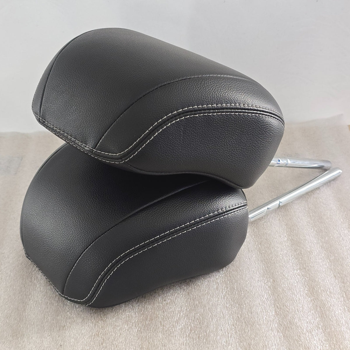 2018-2023 FORD MUSTANG GT PREMIUM HEADREST BLACK LEATHER #45736