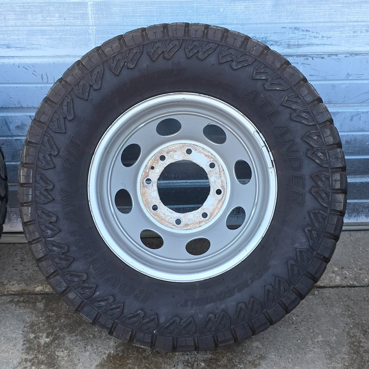 2024-2026 18" SILVERADO SIERRA 3500 DRW DUALLY WHEELS RIMS TIRES 84830462 #46312
