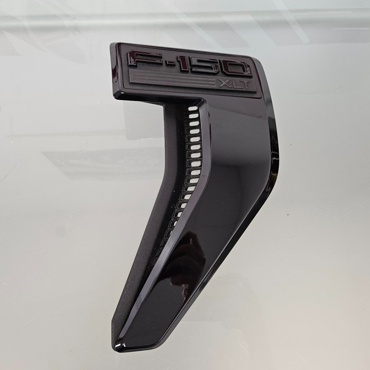 21-25 F150 XLT FENDER VENT BADGE LEFT RIGHT SET BLACK SPORT APPEARANCE #38967