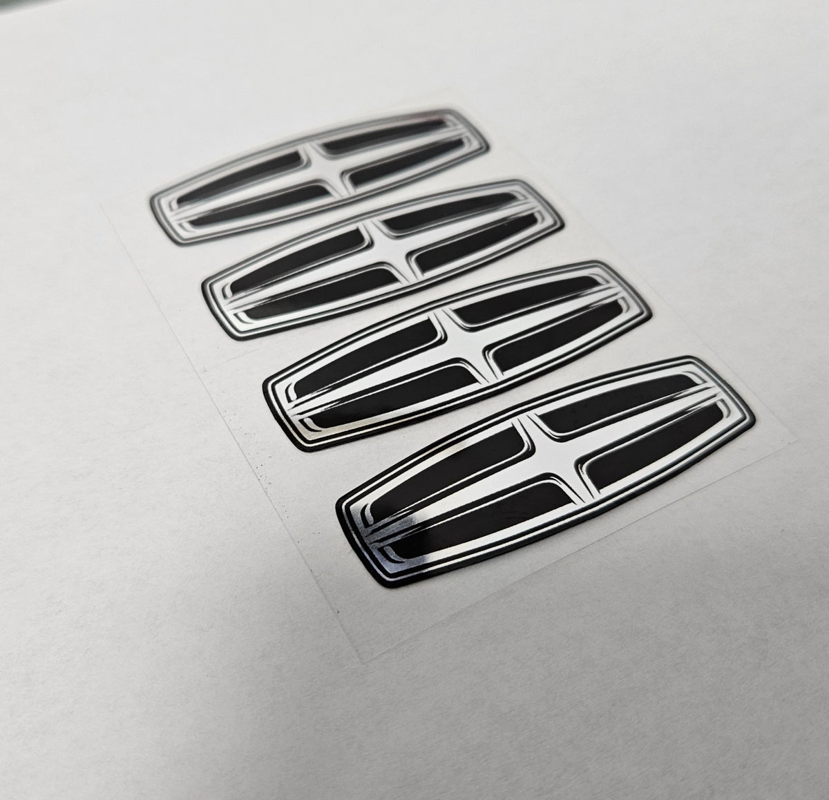 4) 2.3" LINCOLN CENTER CAP BLACK CHROME DECAL VINYL NAVIGATOR NATILUS AVIATOR2