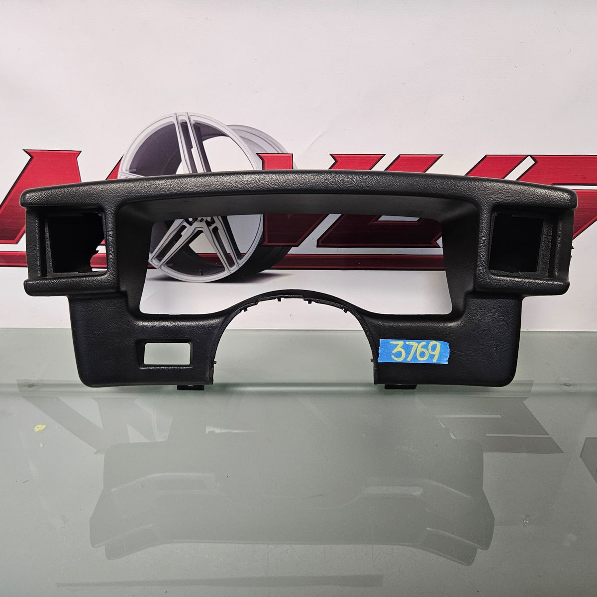 1990-1993 FORD MUSTANG SPEEDOMETER BLACK CLUSTER  SURROUND TRIM DASH BEZEL #37695