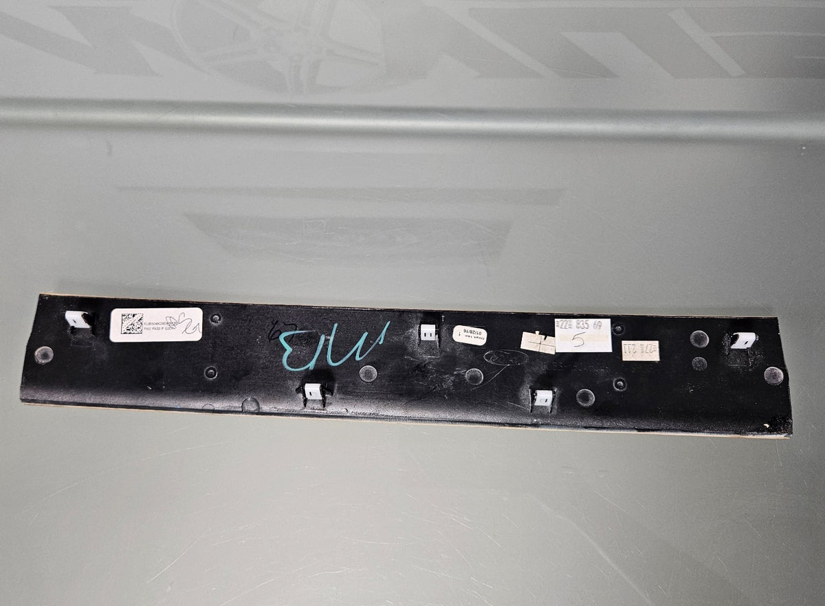 2015-2020 FORD F150 DASHBOARD GLOVE BOX TRIM  PASSENGER PANEL FL3B15045C39 #38183