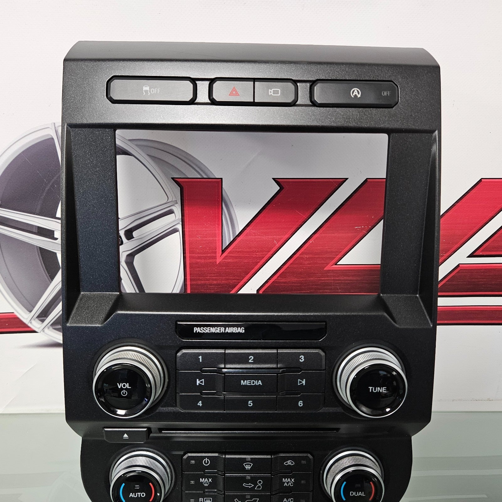 2015-2020  FORD F150 8" RADIO SCREEN SYNC 3 APIM AC CONTROLS STEREO #37402