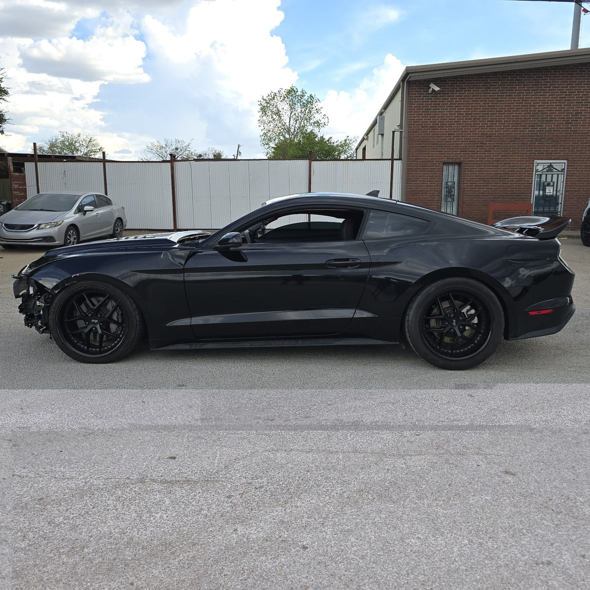 2022 Ford Mustang GT w/ many upgrades FIX IT or use it as a donor0