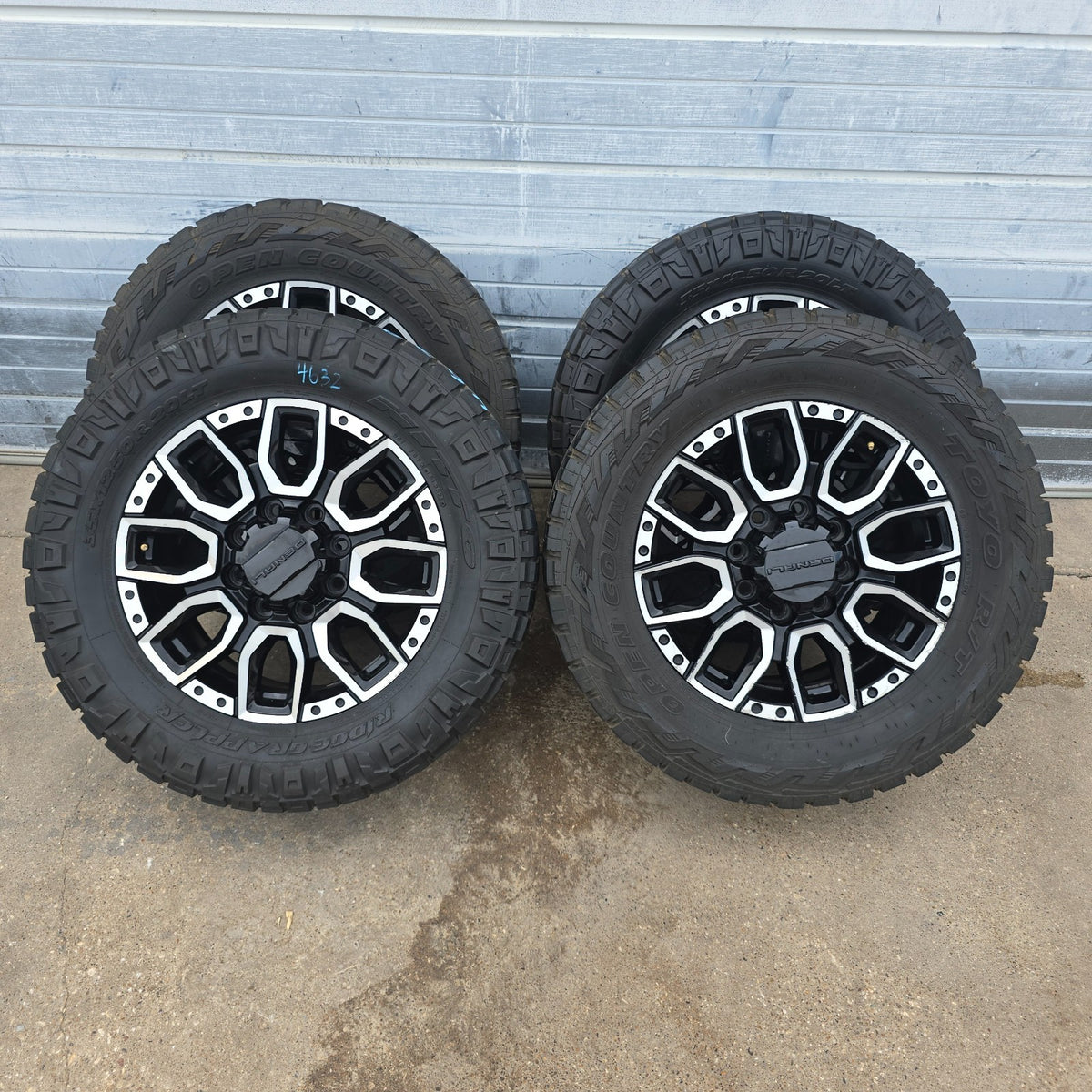 20” SIERRA DENALI 2500 3500 HD BLACK MACHINED WHEELS SQ9 TIRES #46320